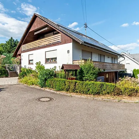 Haus Guenter Und Valeria Gossersweiler-Stein