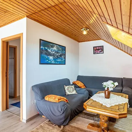 Haus Guenter Und Valeria アパート Gossersweiler-Stein